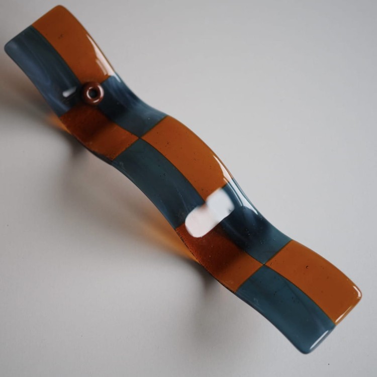 miedziano niebieska falista szklana podstawka pod kadzidła